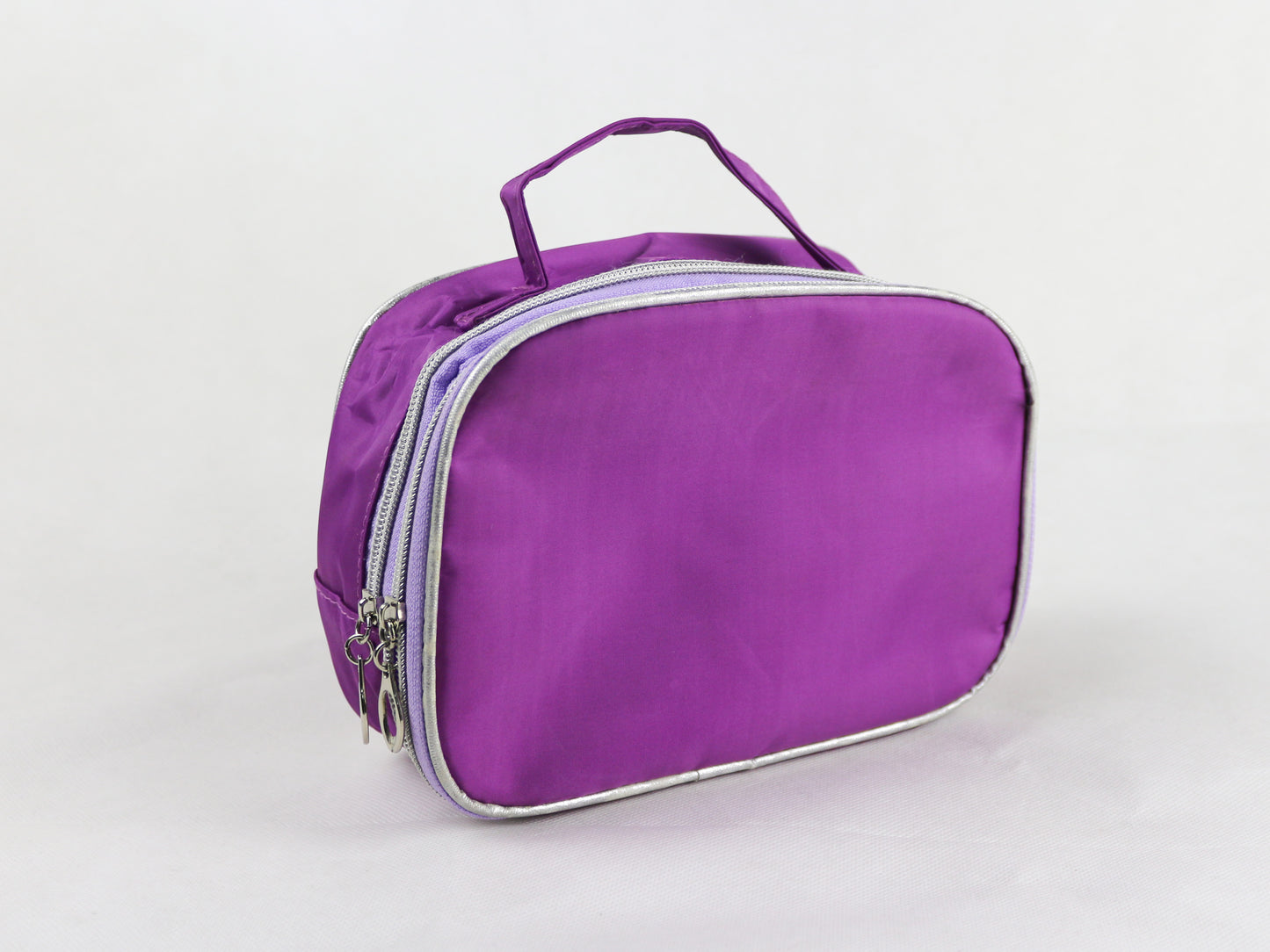 Portable cosmetic storage bag