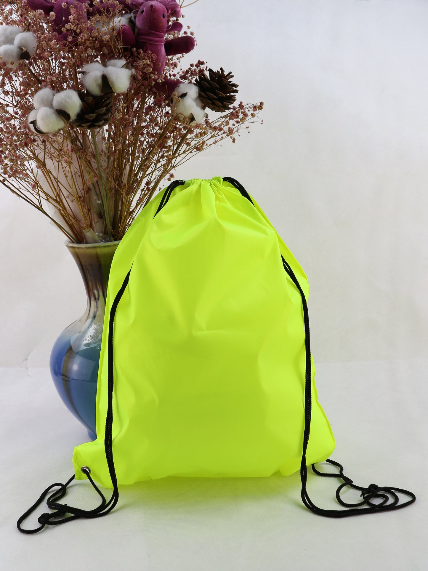 Sports shoulder bag shrink mouth bag