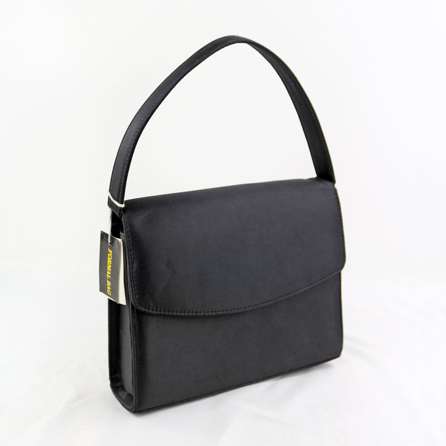 Simple and stylish shoulder bag underarm bag