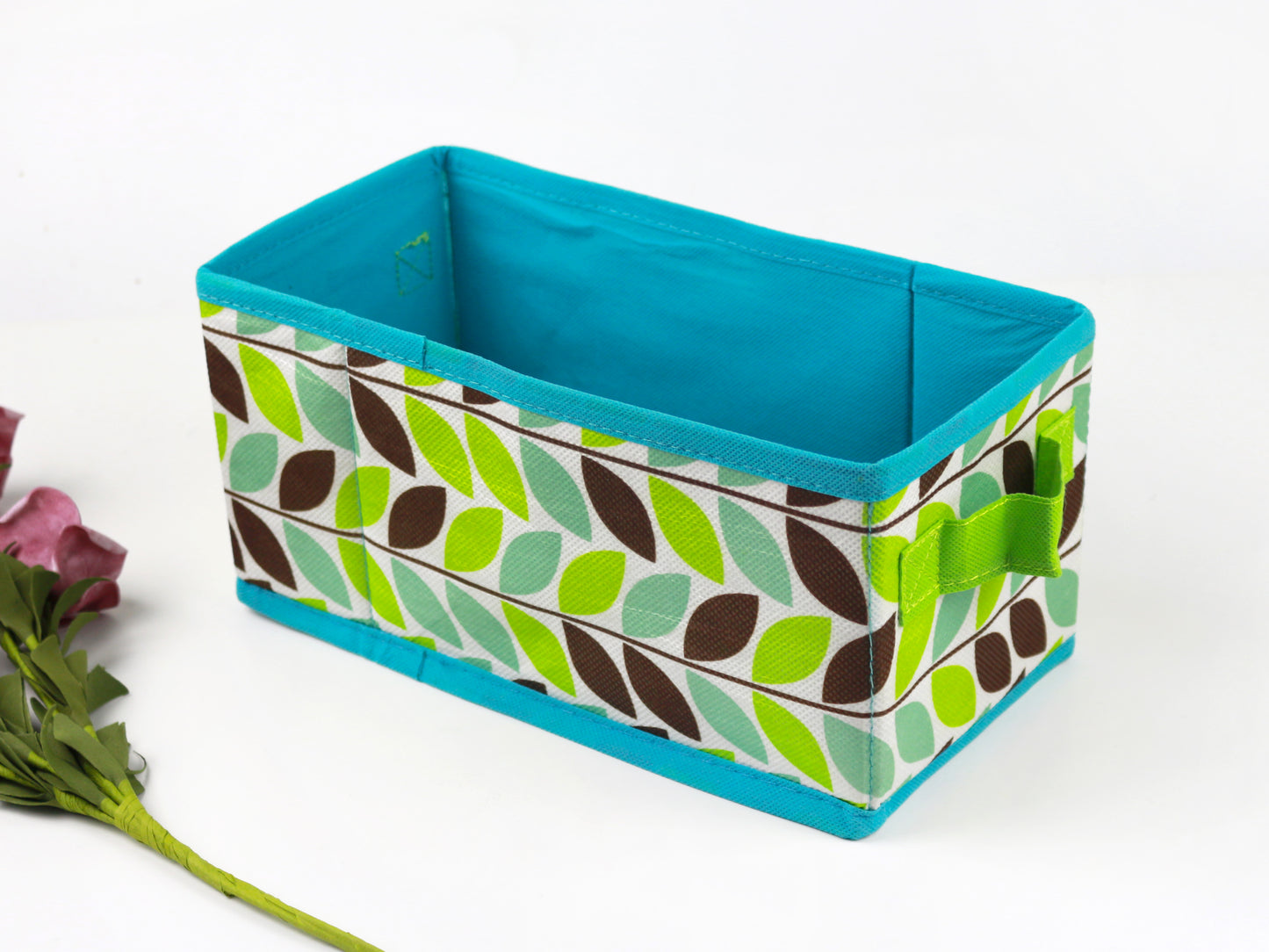 Non-woven folding storage box